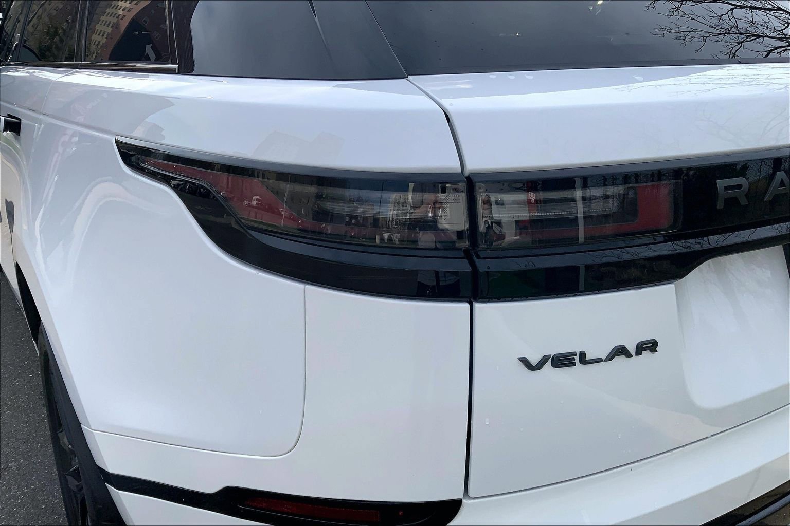 Used 2026 Land Rover Range Rover Velar Dynamic SE image 28