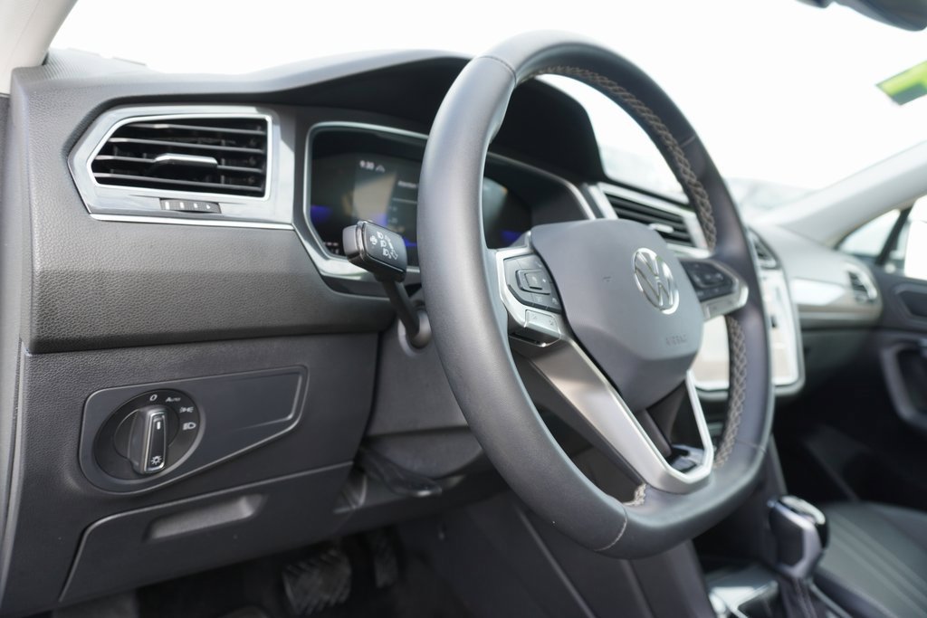 Used 2024 Volkswagen Tiguan Wolfsburg Edition image 12