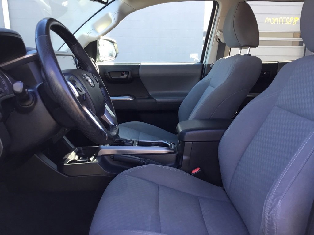 Used 2021 Toyota Tacoma SR5 image 5