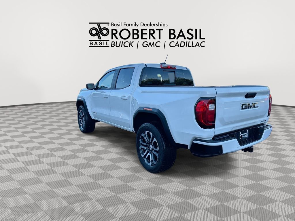 Used 2023 GMC Canyon AT4 w/ AT4 Premium Package AWD/4WD image 6