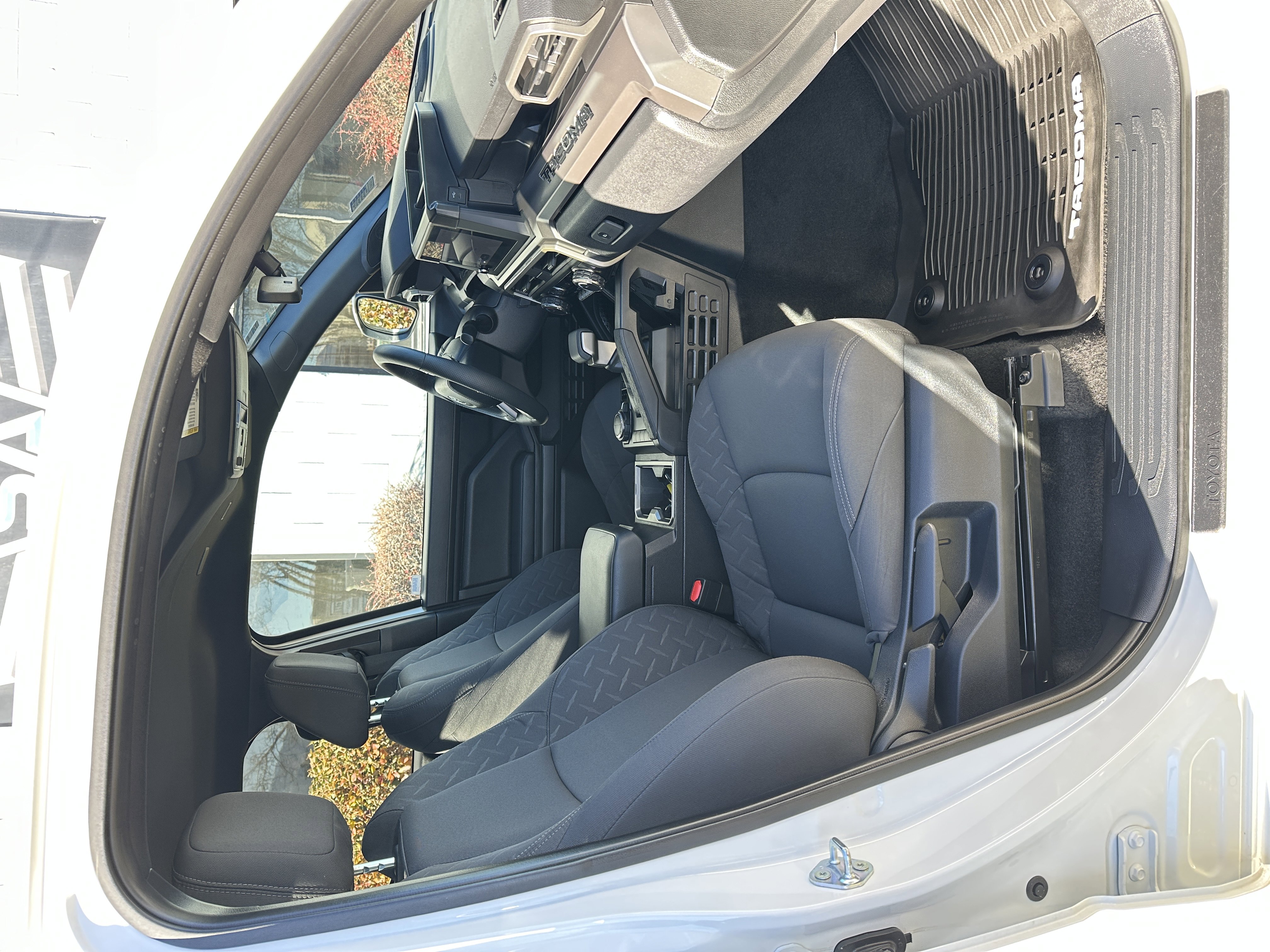 Used 2024 Toyota Tacoma SR5 image 22