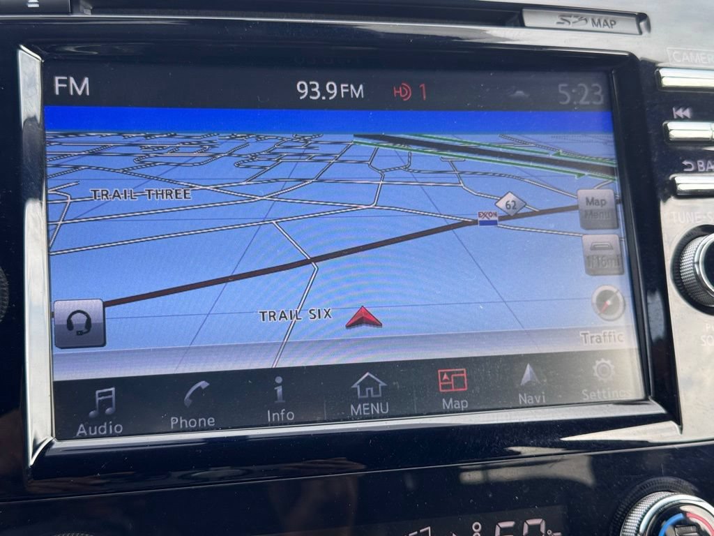 Used 2018 Nissan Murano Platinum w/ Cargo Package FWD image 12
