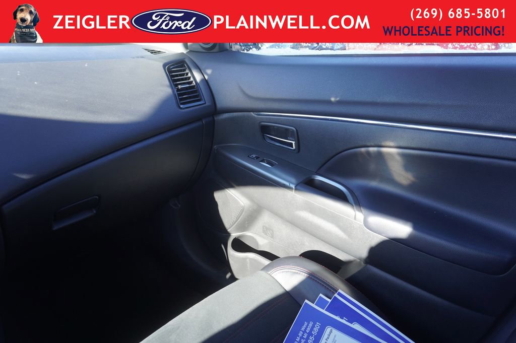 Used 2024 Mitsubishi Outlander Sport SE image 25