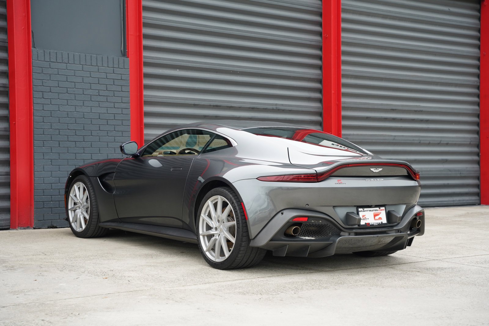 Used 2020 Aston Martin V8 Vantage Coupe RWD image 14