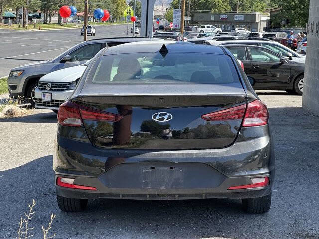 Used 2019 Hyundai Elantra SEL w/ Cargo Package image 5