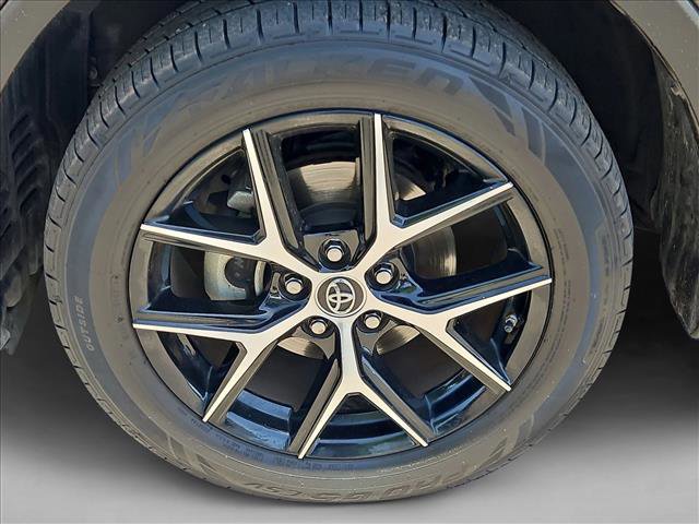 Used 2016 Toyota RAV4 SE w/ Advanced Technology Package FWD image 28
