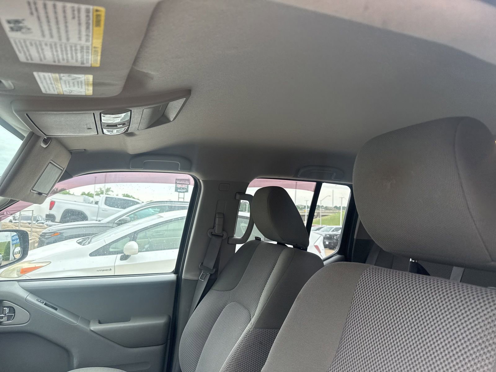 Used 2019 Nissan Frontier SV RWD image 11