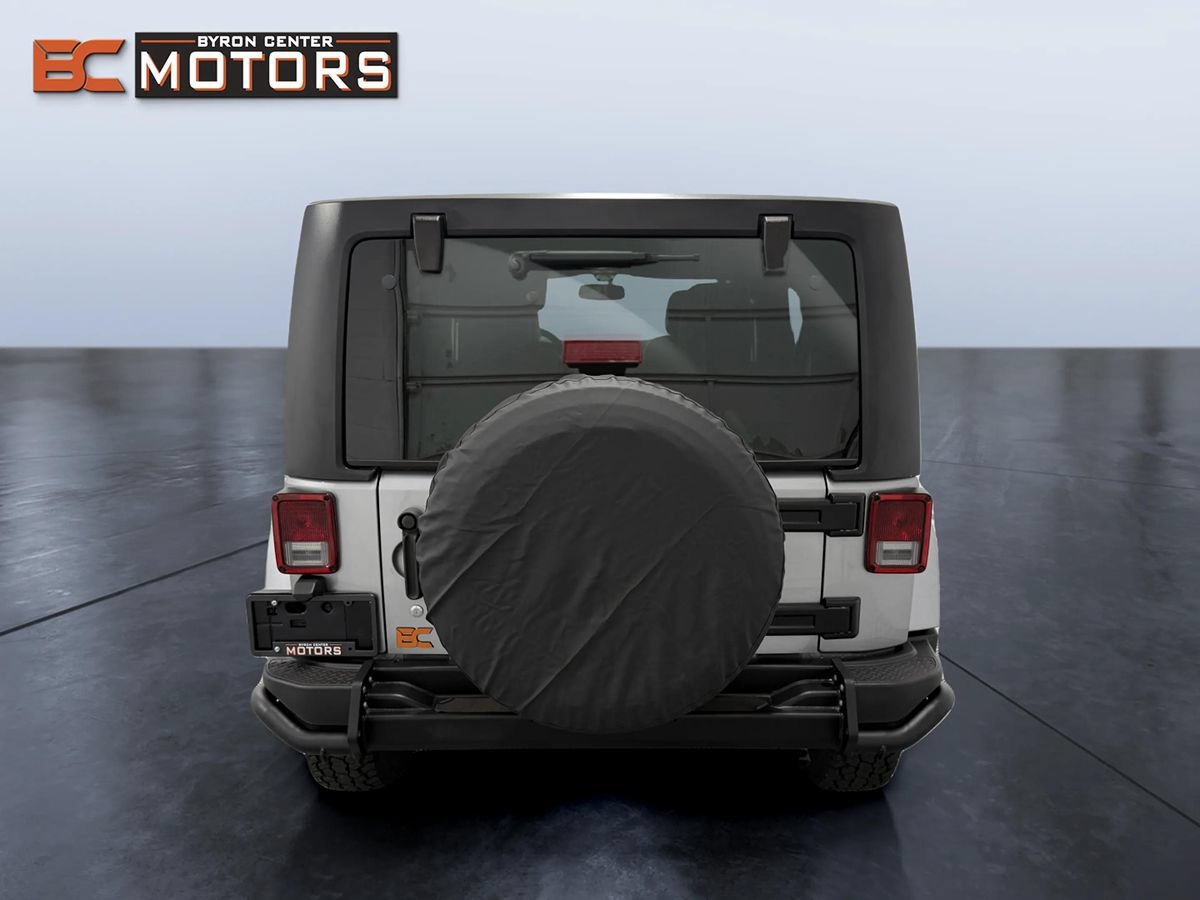 Used 2018 Jeep Wrangler Unlimited Sport AWD/4WD image 5
