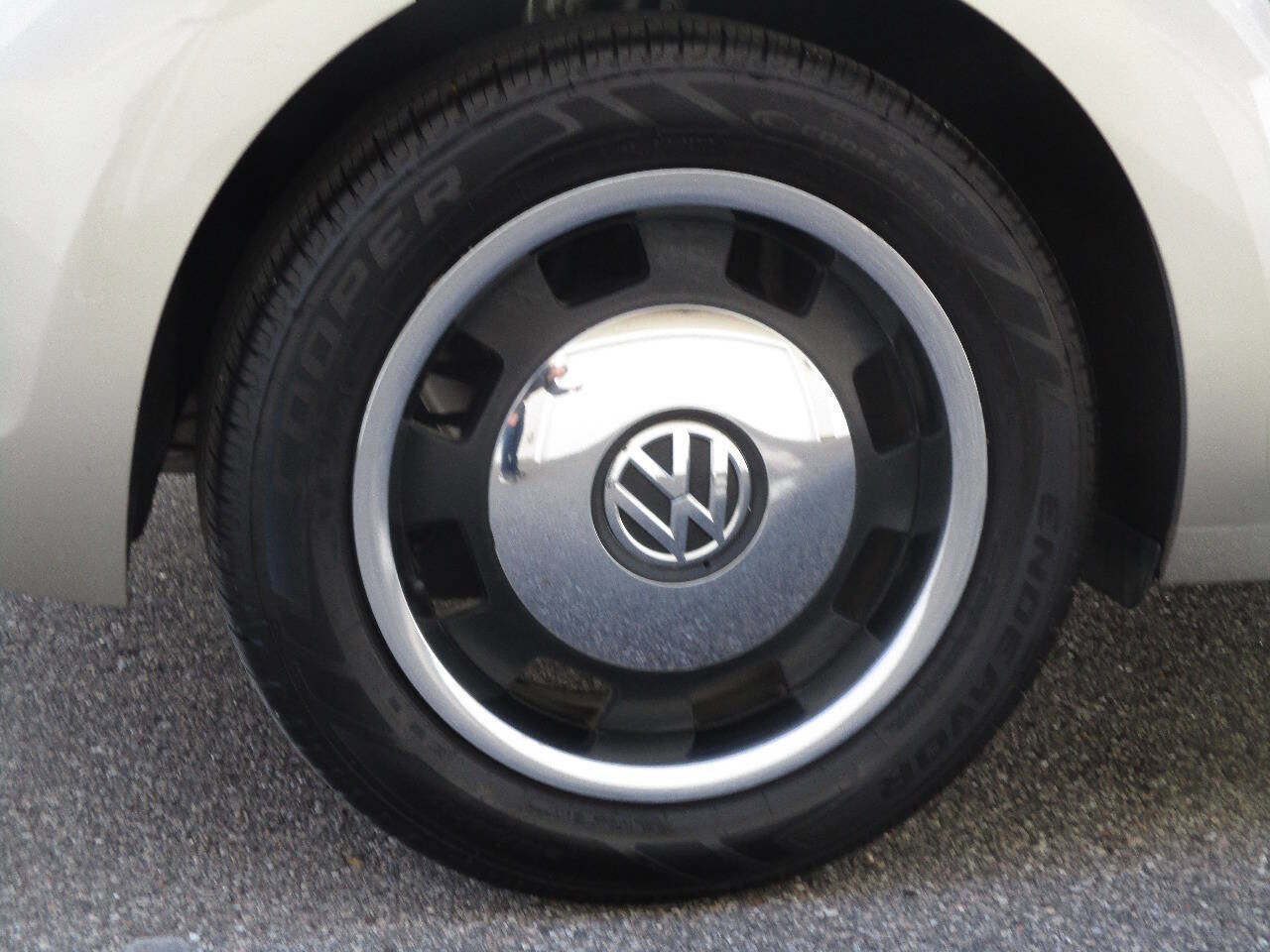 Used 2012 Volkswagen Beetle 2.5 FWD image 96
