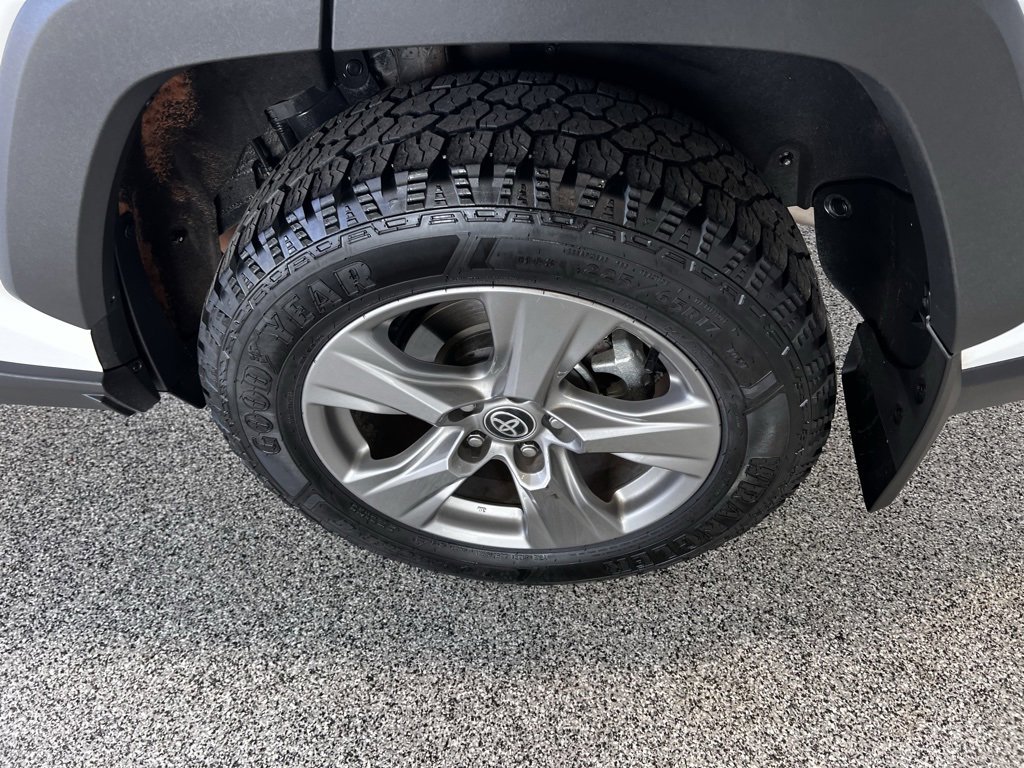 Used 2024 Toyota RAV4 XLE image 10