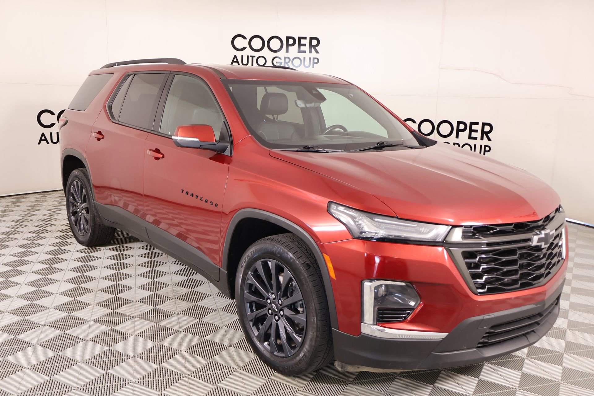 Used 2022 Chevrolet Traverse RS w/ LPO, Floor Liner Package