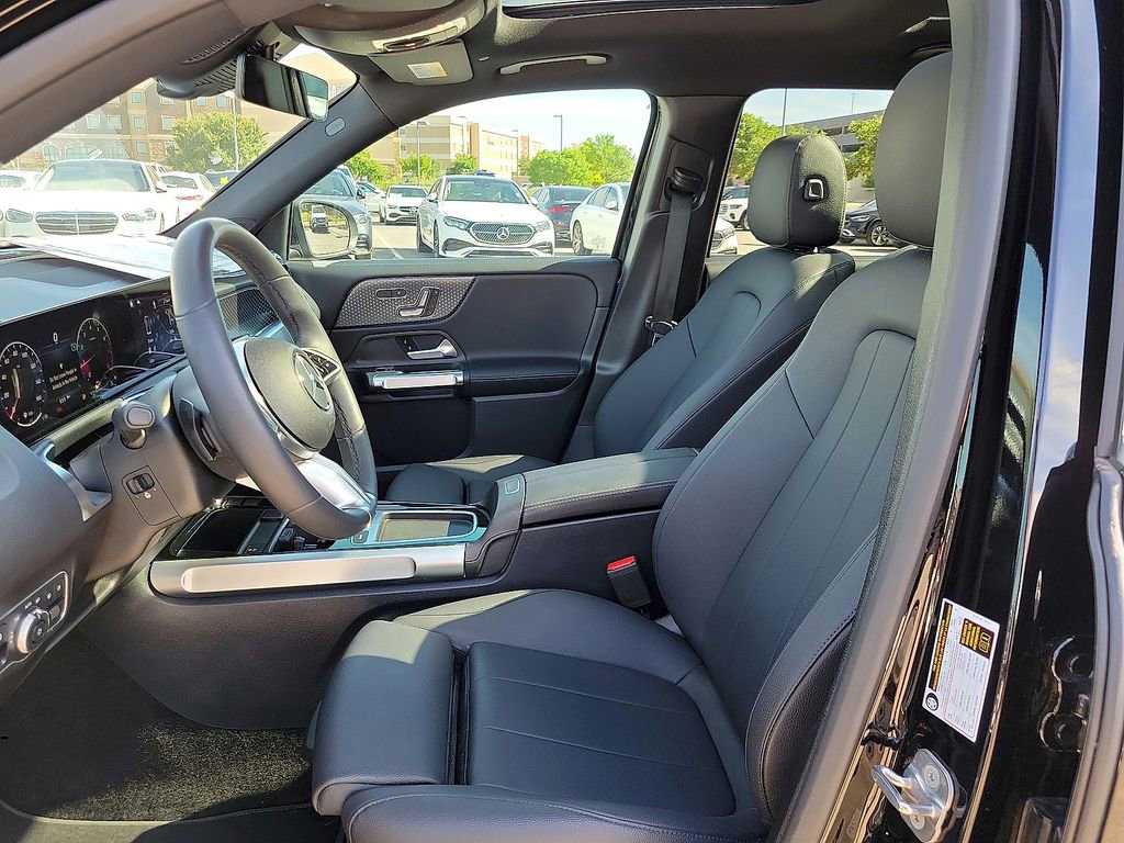 Used 2026 Mercedes-Benz GLB 250 image 16