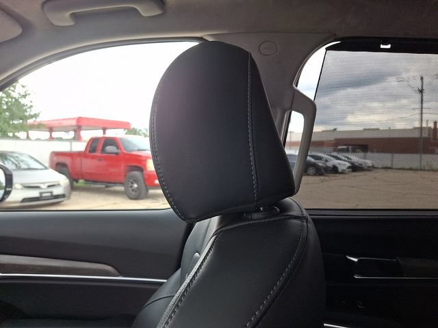 Used 2022 Kia Telluride SX w/ SX Prestige Package AWD/4WD image 17