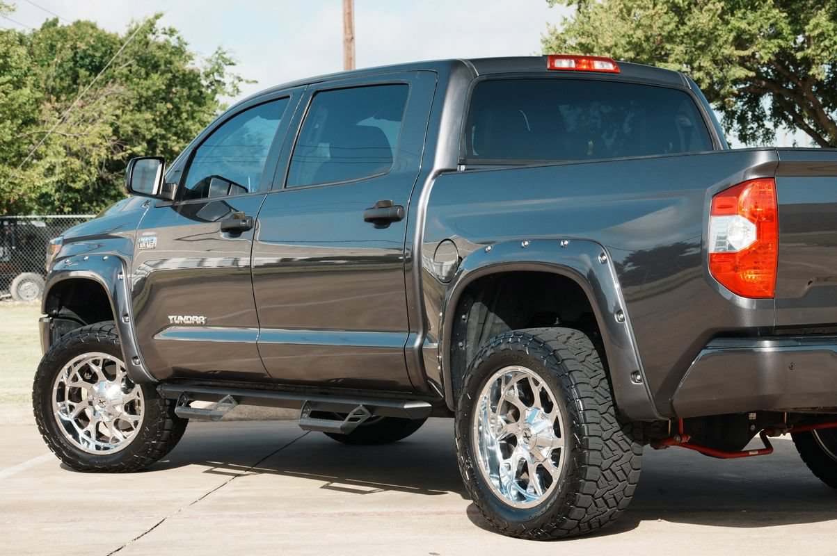 Used 2019 Toyota Tundra SR5 w/ TRD Sport Package AWD/4WD image 32