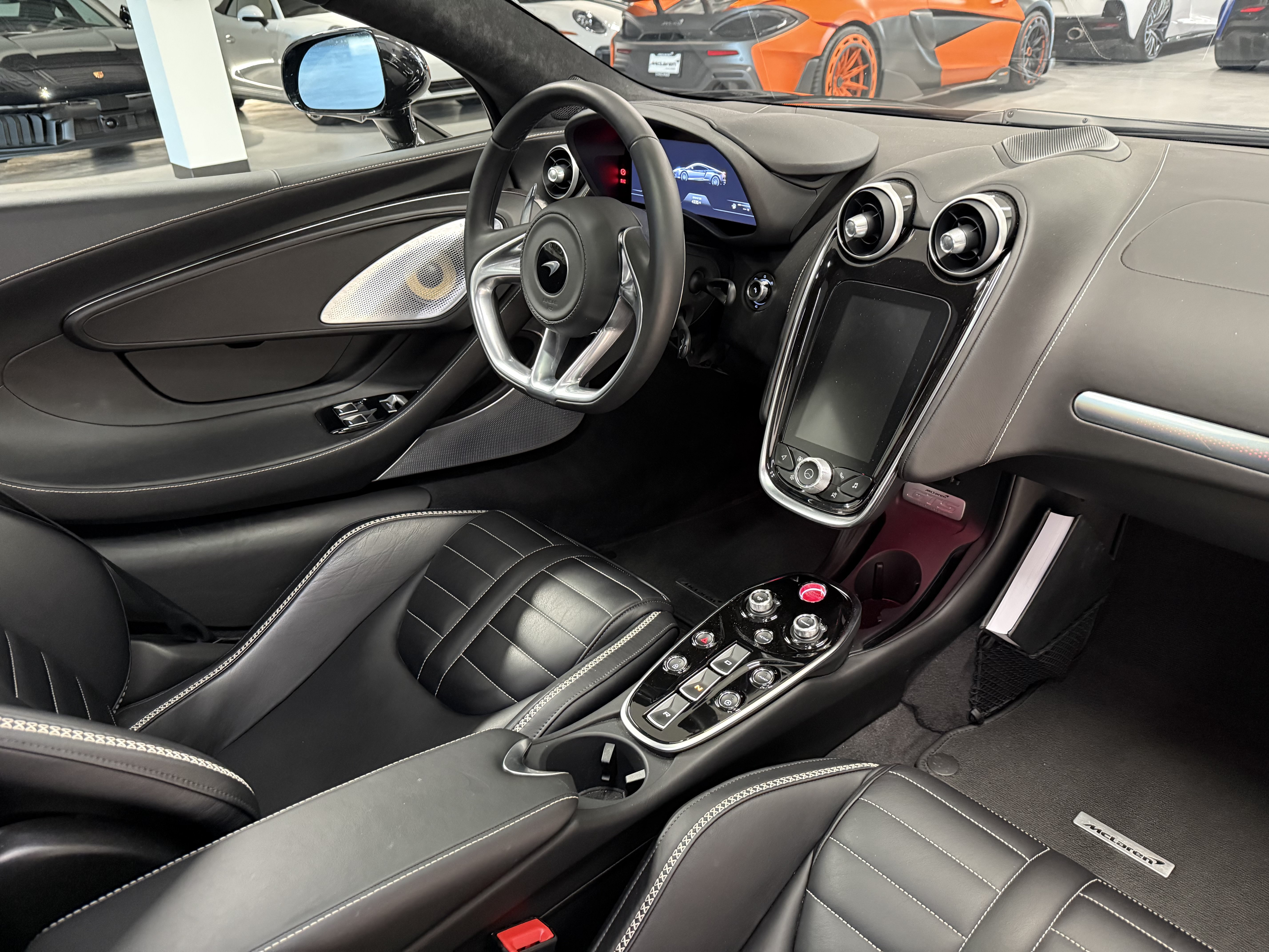 Used 2025 McLaren GTS RWD image 16