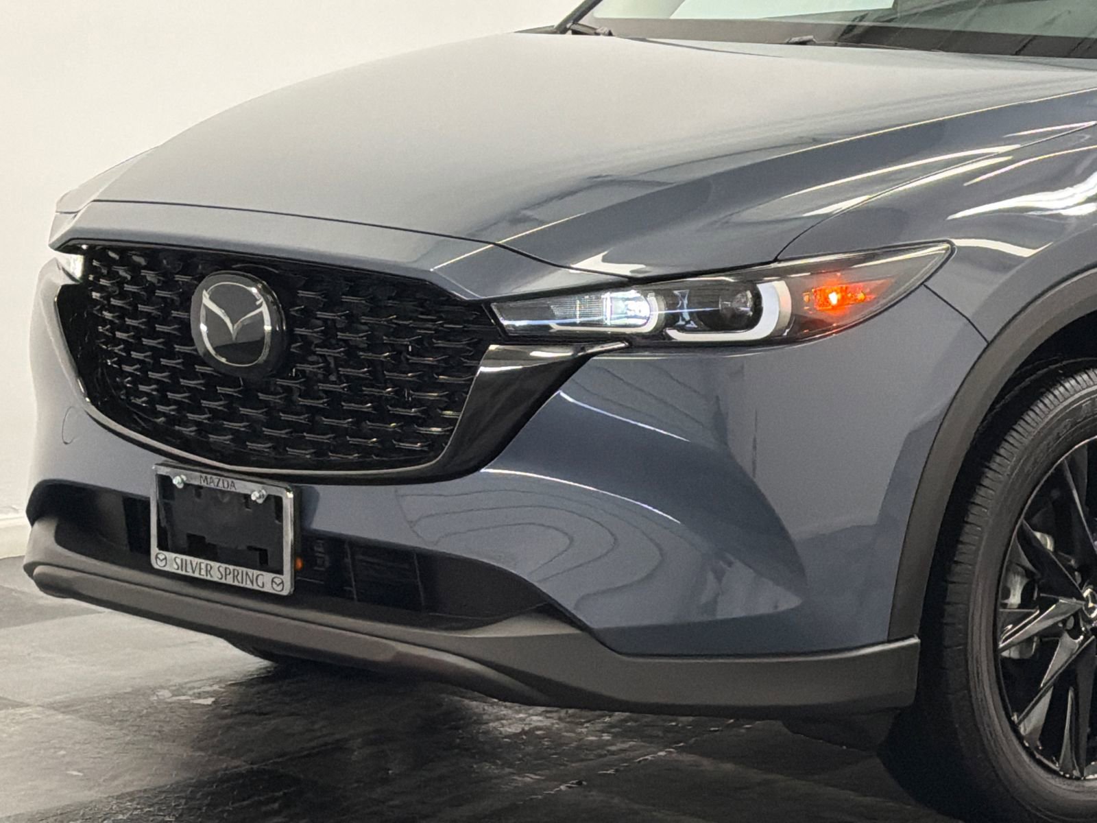 Certified 2025 MAZDA CX-5 Carbon Edition image 2