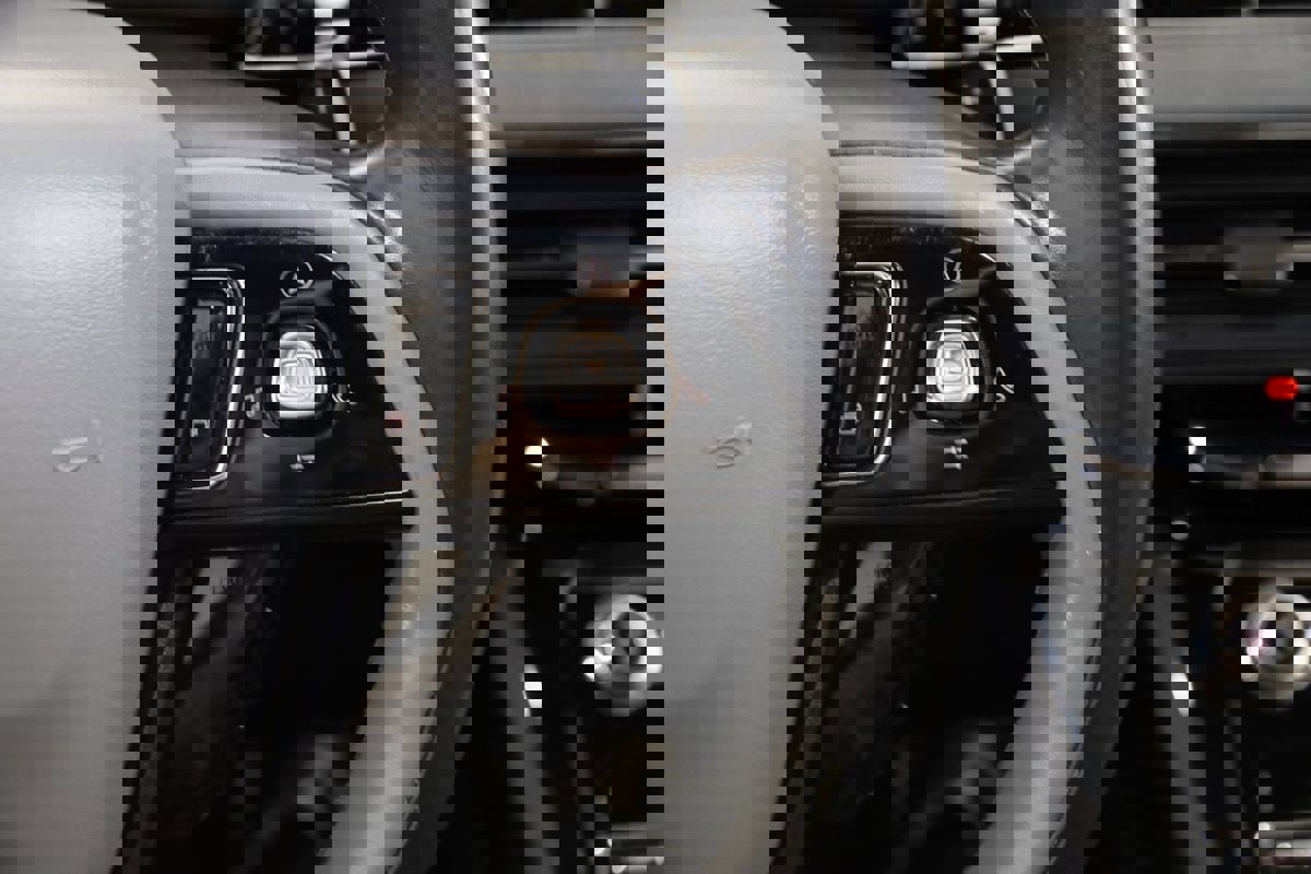 Used 2021 Lincoln Corsair FWD image 30