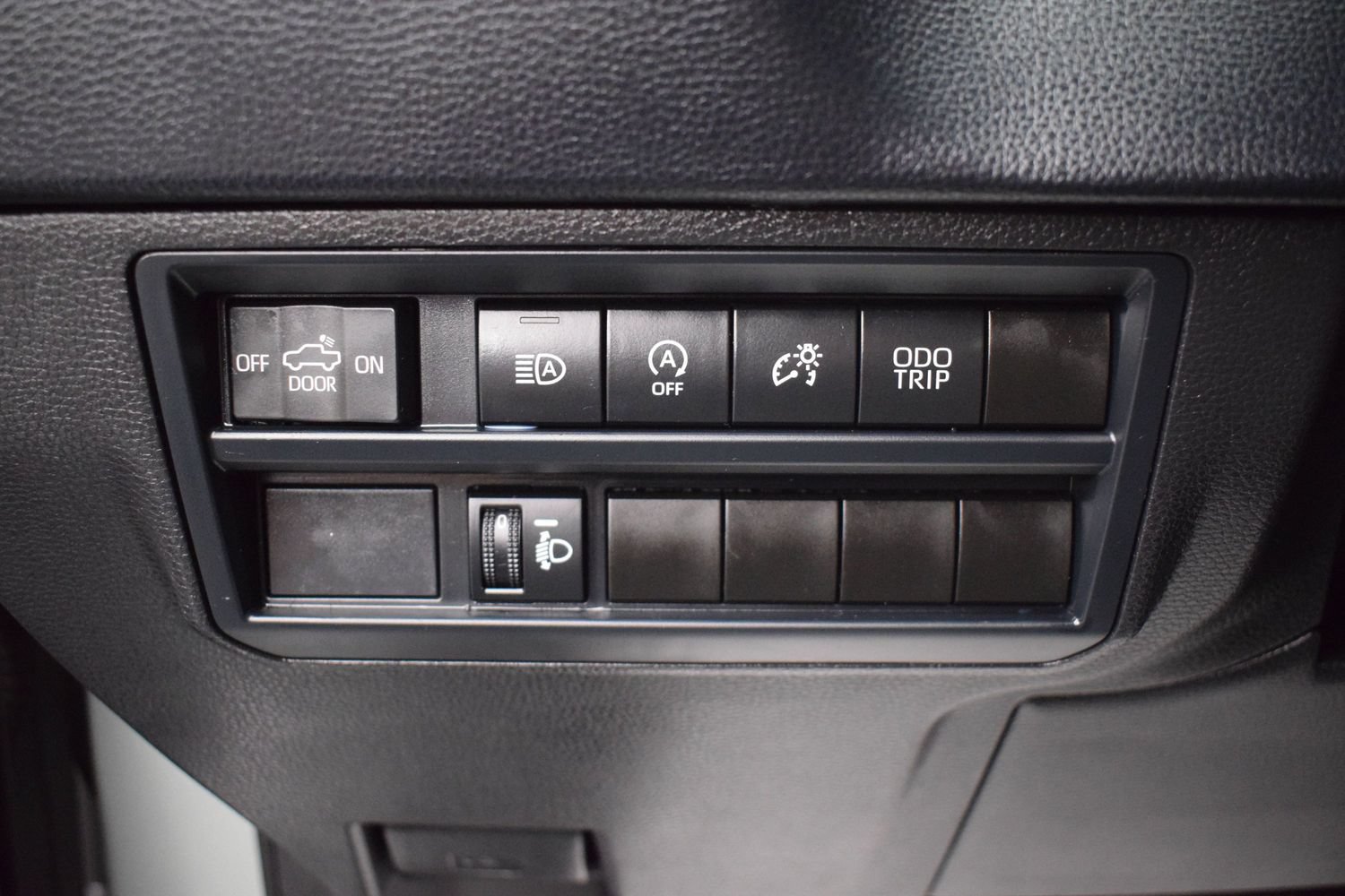 Used 2026 Toyota Tundra SR5 AWD/4WD image 15