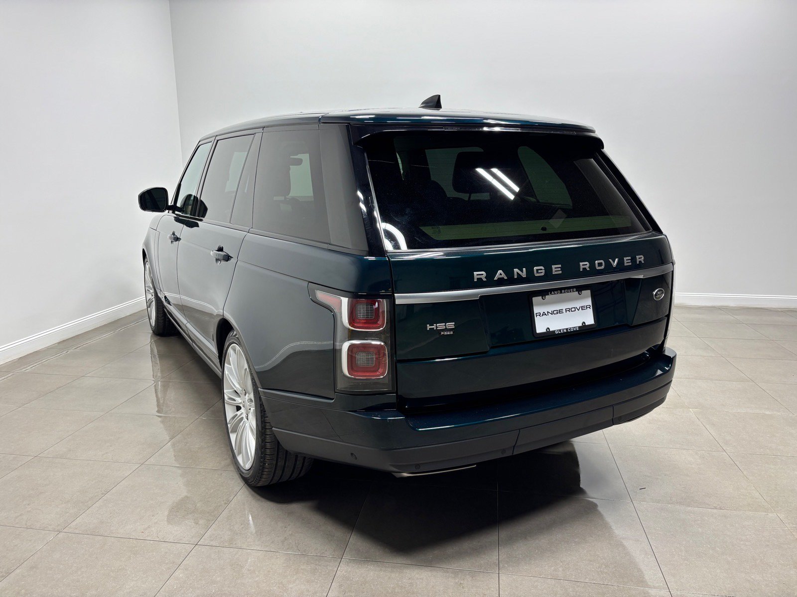 Used 2020 Land Rover Range Rover Long Wheelbase HSE AWD/4WD image 9