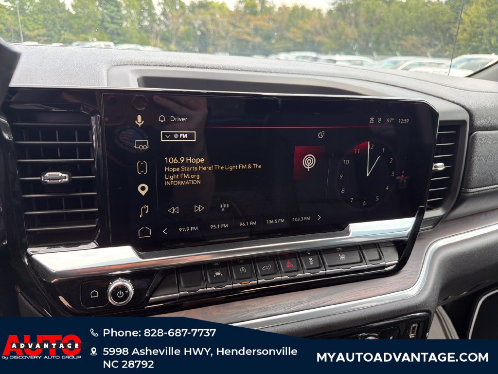 Used 2025 GMC Sierra 1500 SLT AWD/4WD image 16