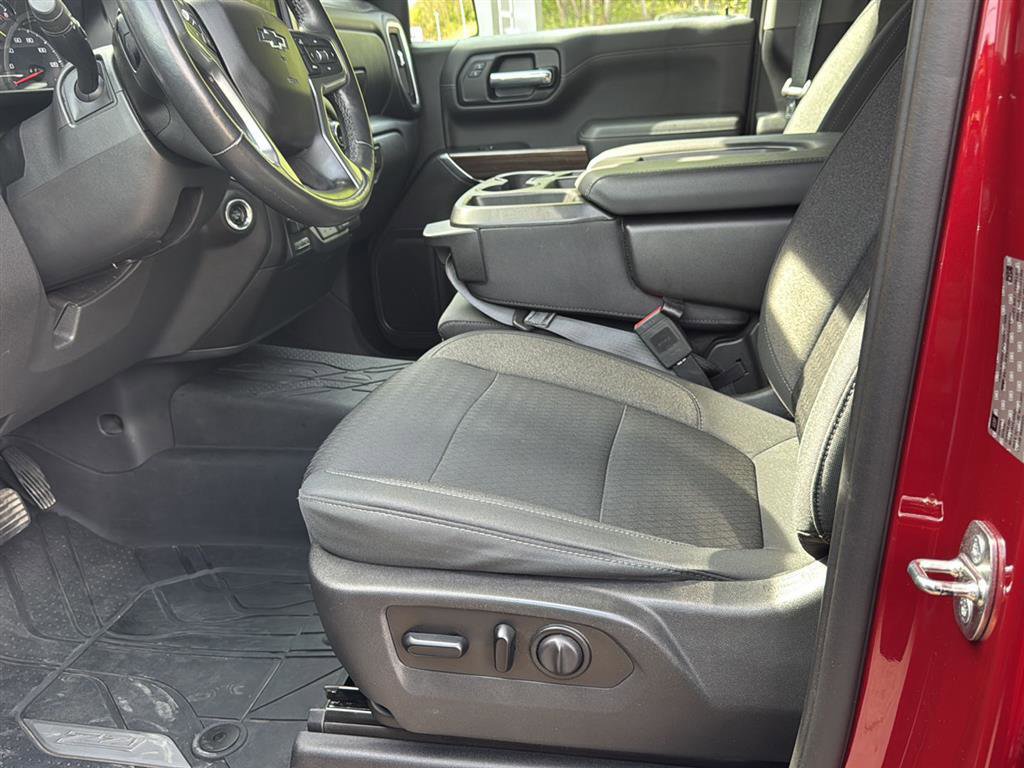 Used 2019 Chevrolet Silverado 1500 RST AWD/4WD image 19