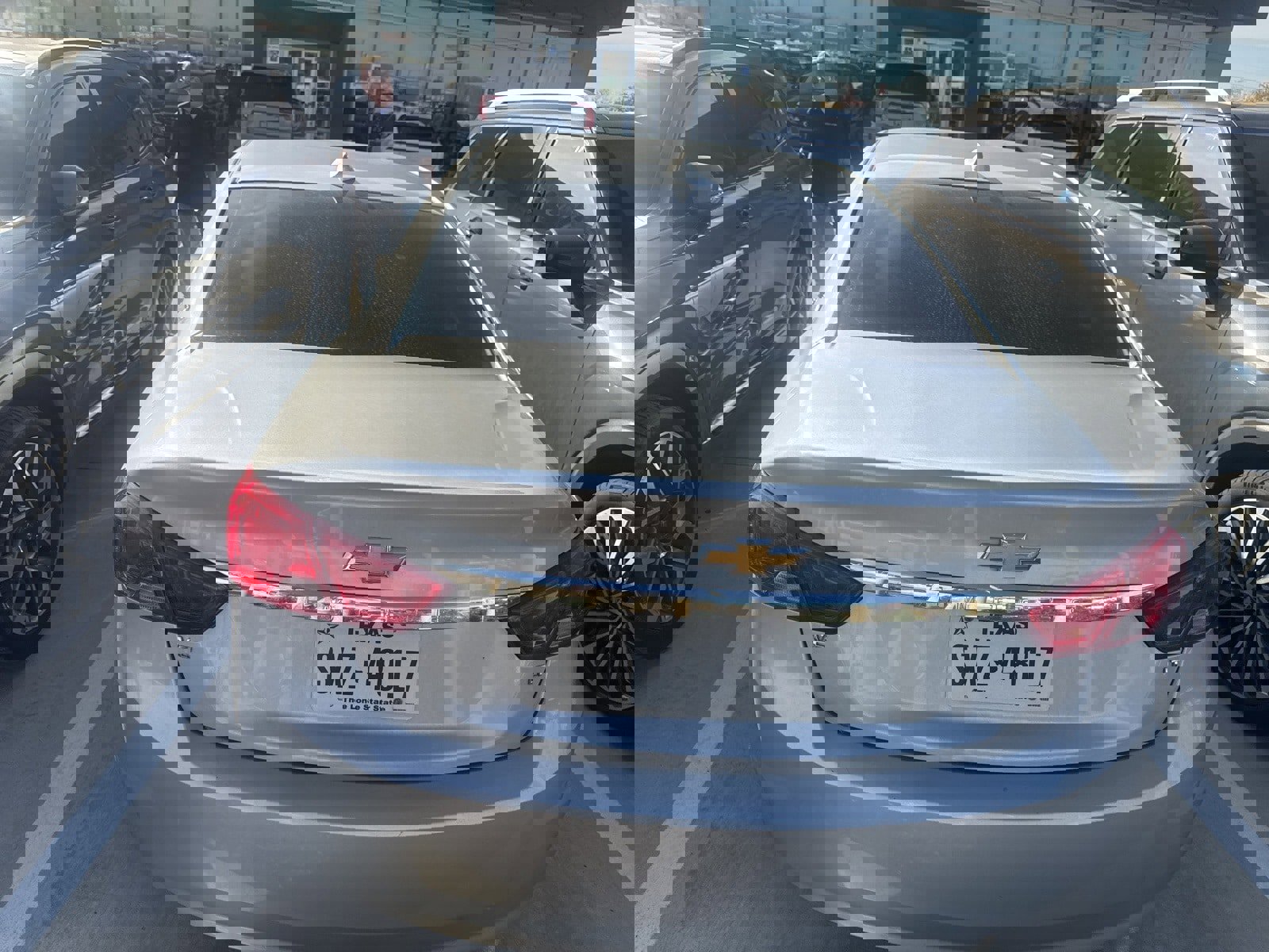 Used 2018 Chevrolet Impala LT w/ LT Leather Package image 7