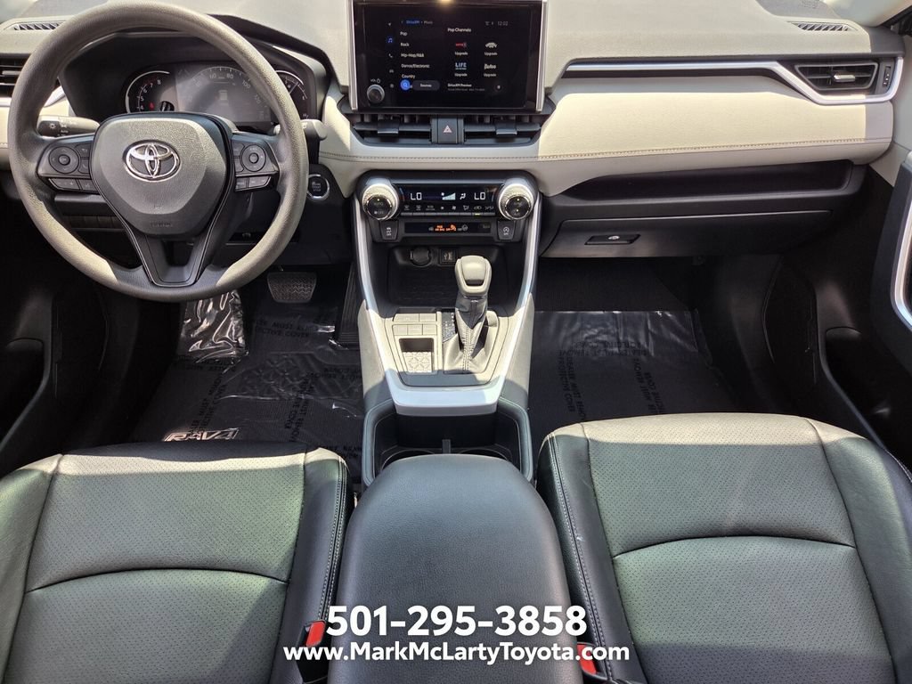 Used 2024 Toyota RAV4 XLE w/ Convenience Package FWD image 12