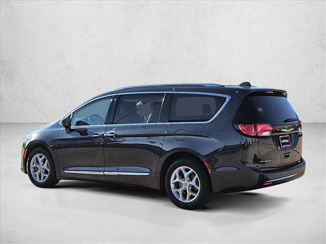 Used 2020 Chrysler Pacifica Touring-L Plus w/ Tire & Wheel Group FWD image 8
