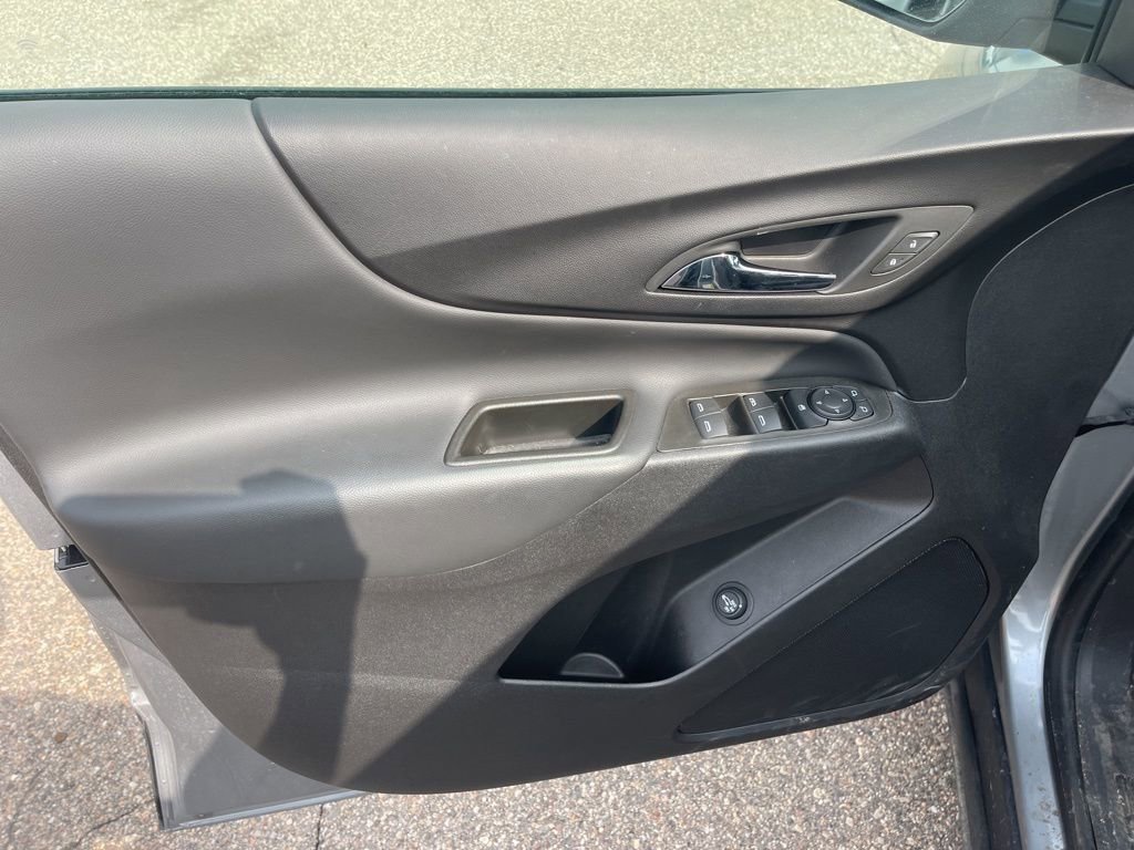 Used 2024 Chevrolet Equinox LT image 22