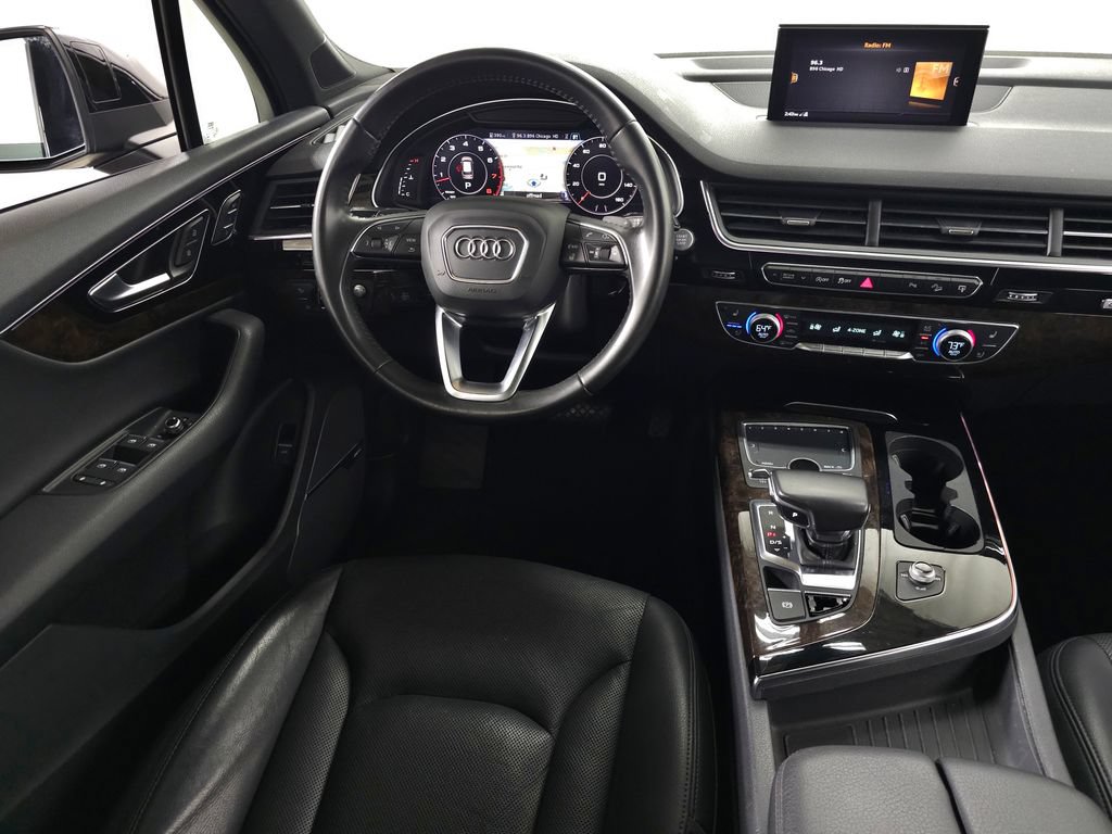 Used 2017 Audi Q7 3.0T Prestige w/ Prestige Package AWD/4WD image 19