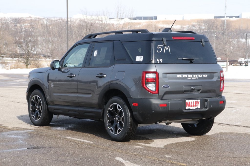 New 2025 Ford Bronco Sport Outer Banks w/ Outer Banks Tech Package+ AWD/4WD image 7