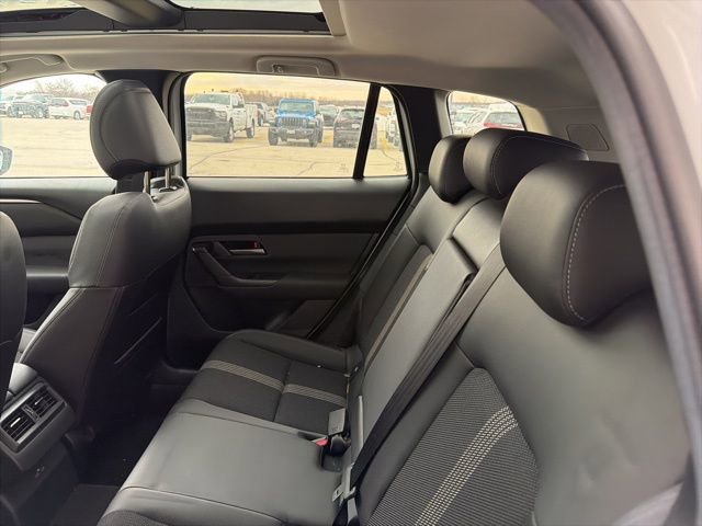 Used 2025 MAZDA CX-50 AWD 2.5 S w/ Premium Package image 8