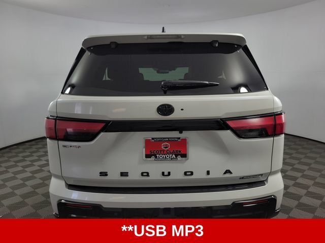 Used 2025 Toyota Sequoia Platinum AWD/4WD image 7