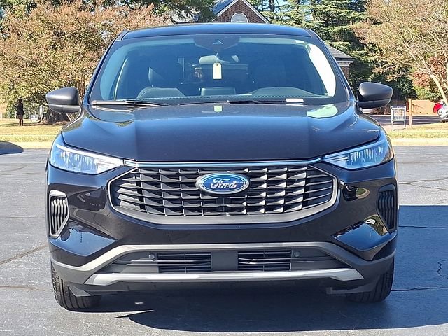 New 2026 Ford Escape Active image 2