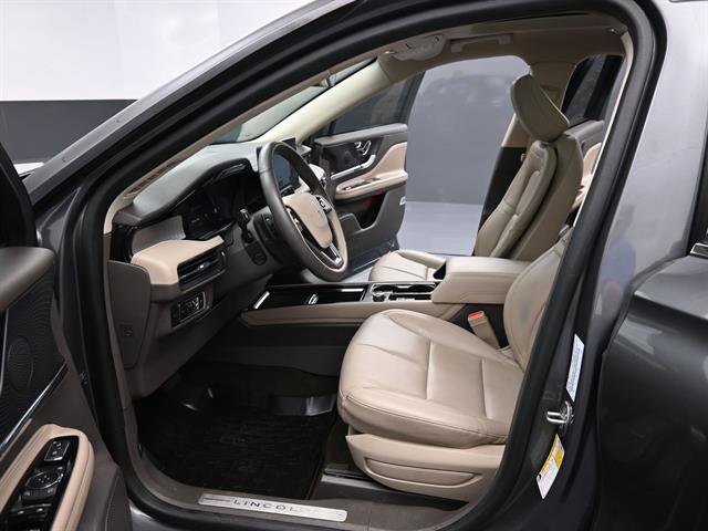 Used 2023 Lincoln Corsair FWD w/ Equipment Group 101A image 13