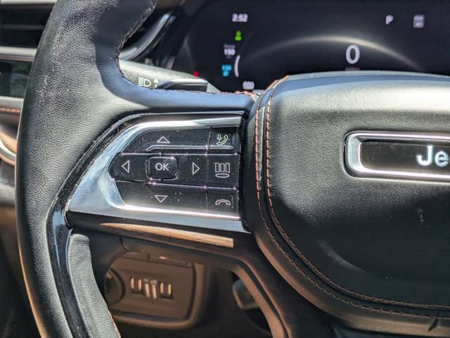 Used 2023 Jeep Grand Cherokee Summit w/ Advanced Protech Group IV AWD/4WD image 31