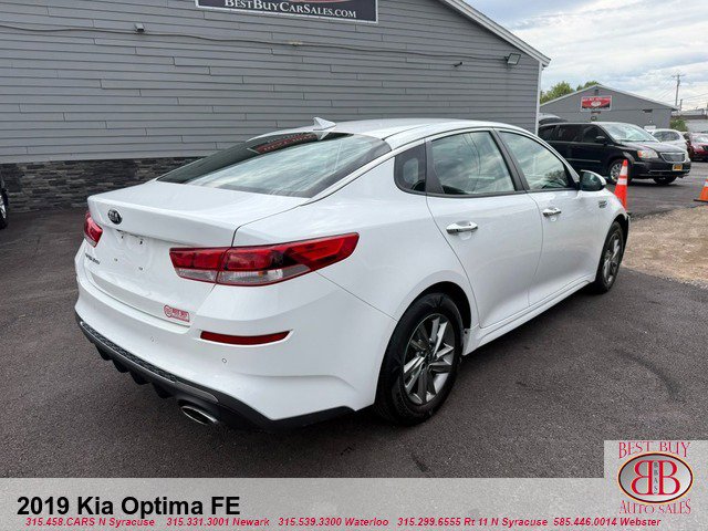 Used 2019 Kia Optima LX FWD image 3