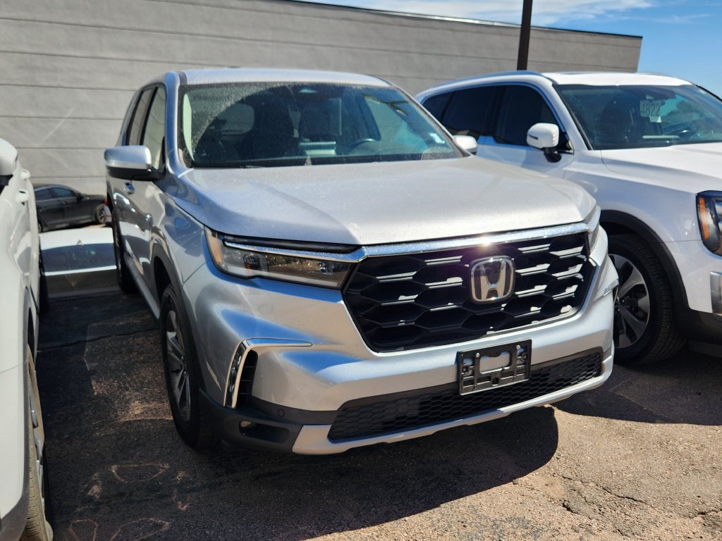 Used 2023 Honda Pilot EX-L image 3