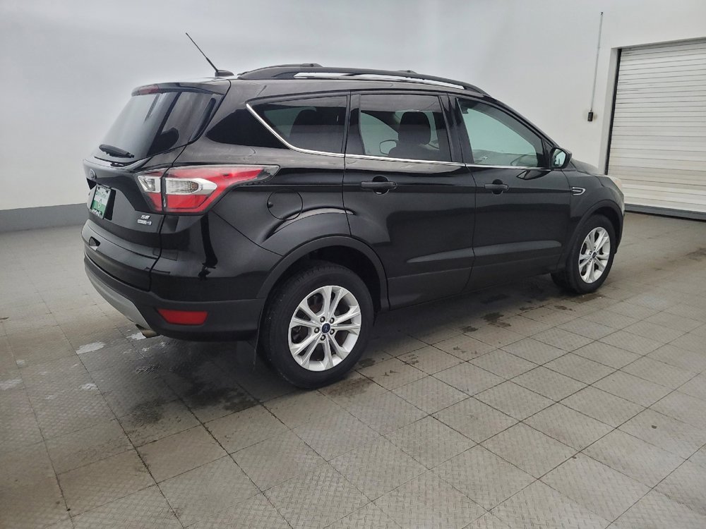 Used 2017 Ford Escape SE w/ Equipment Group 201A AWD/4WD image 10