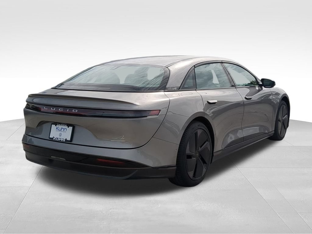 Used 2024 Lucid Air Touring AWD/4WD image 3