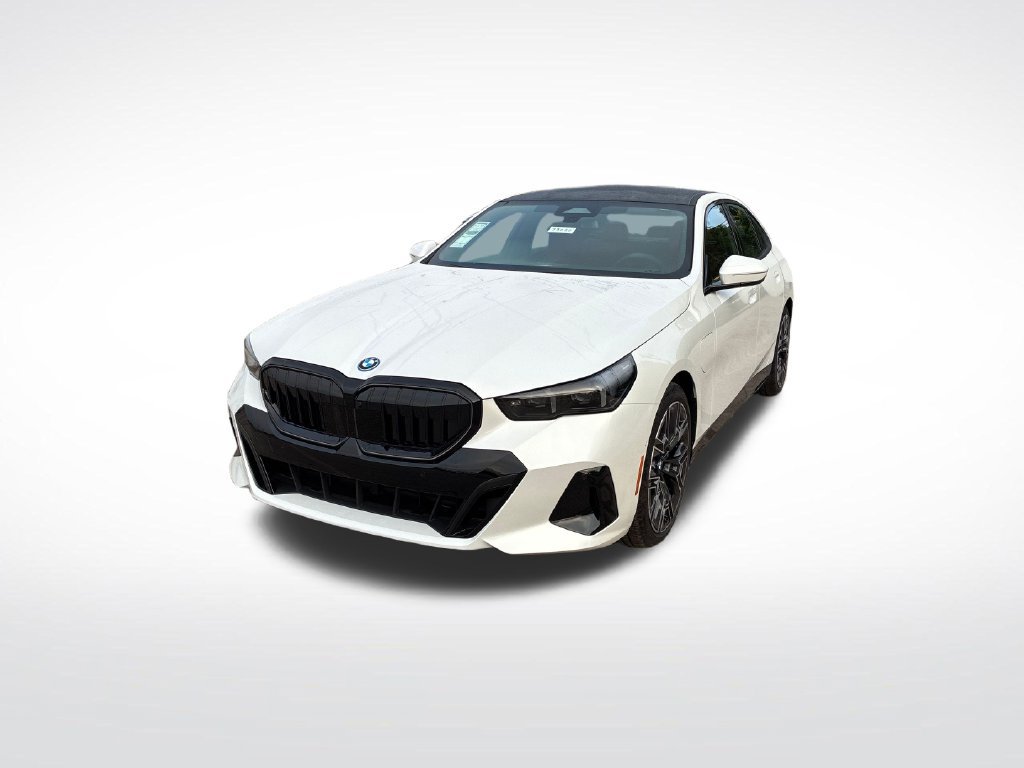 New 2027 BMW 550e xDrive w/ Premium Package AWD/4WD image 7