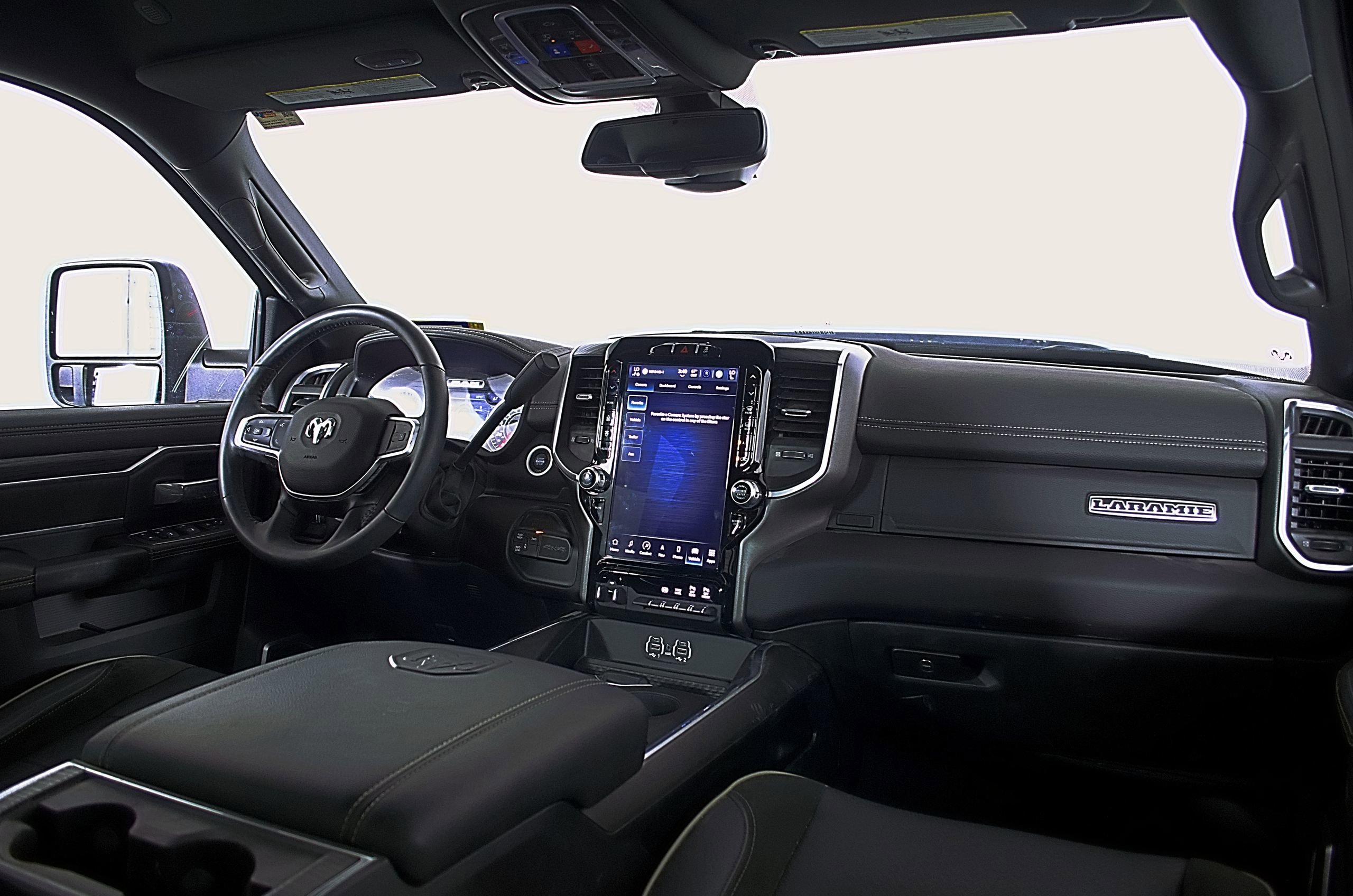 Used 2024 RAM 3500 Laramie w/ Night Edition image 13