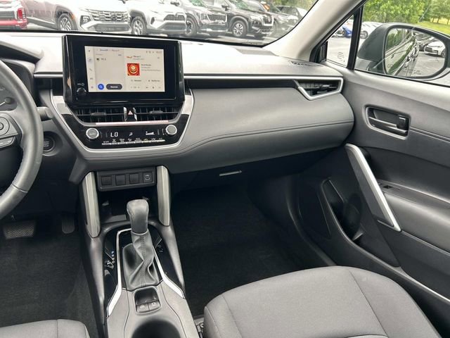 Used 2024 Toyota Corolla Cross LE AWD/4WD image 17