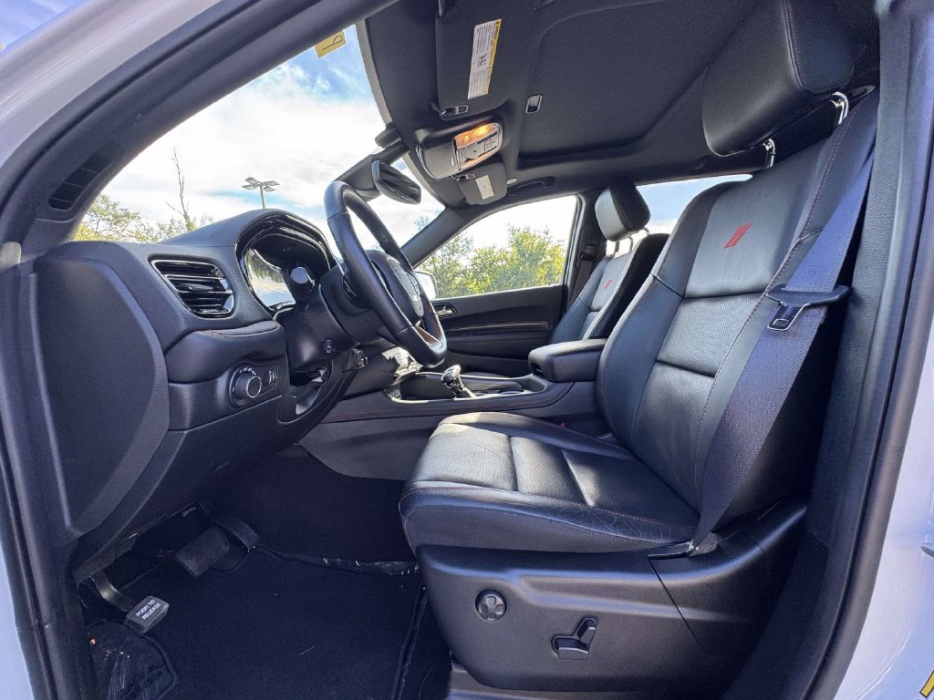 Used 2025 Dodge Durango GT AWD/4WD image 14