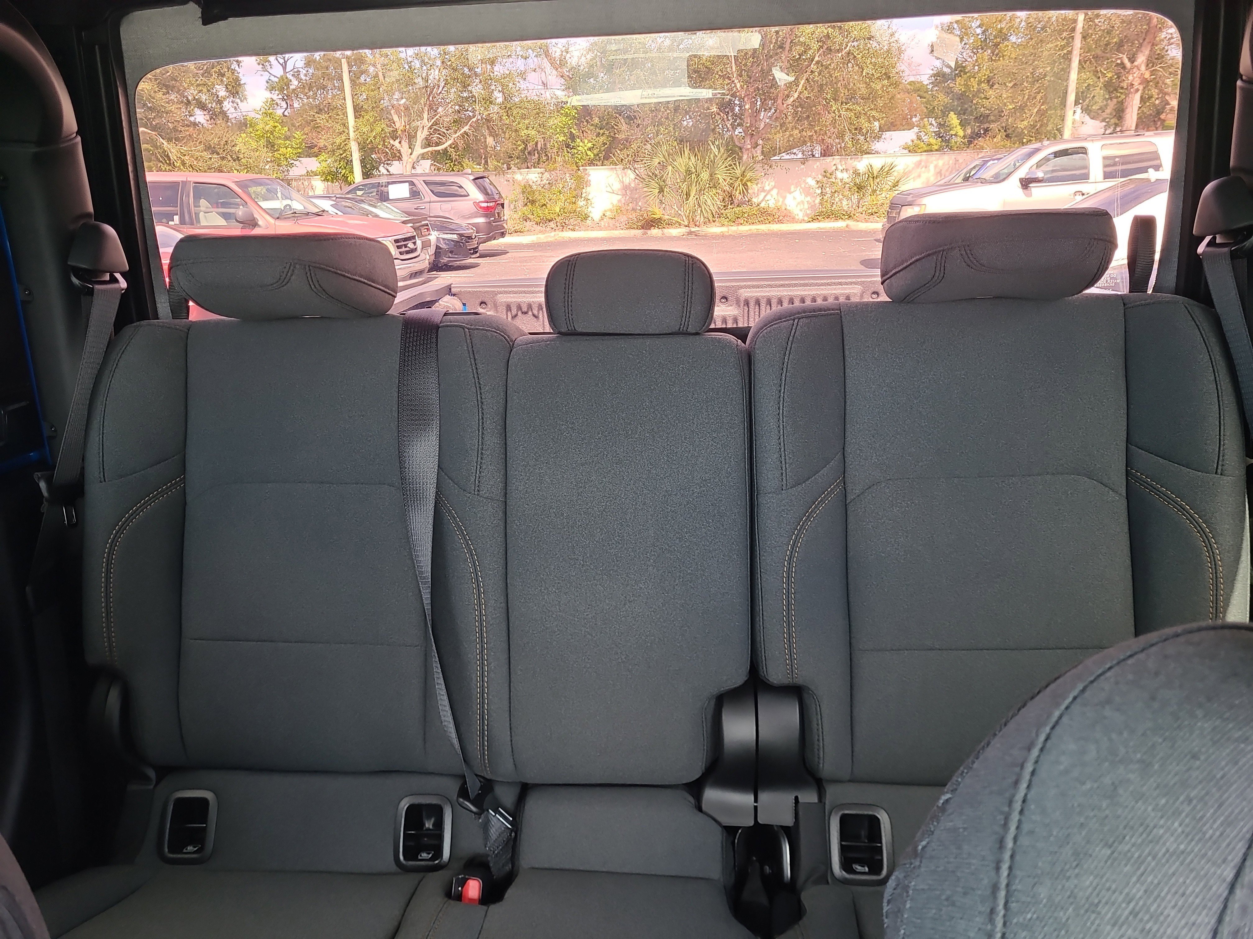 New 2026 Jeep Gladiator Sport image 7