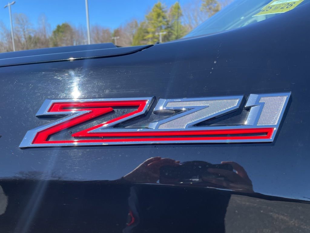 Used 2021 Chevrolet Silverado 1500 LT Trail Boss w/ Bed Protection Package AWD/4WD image 11