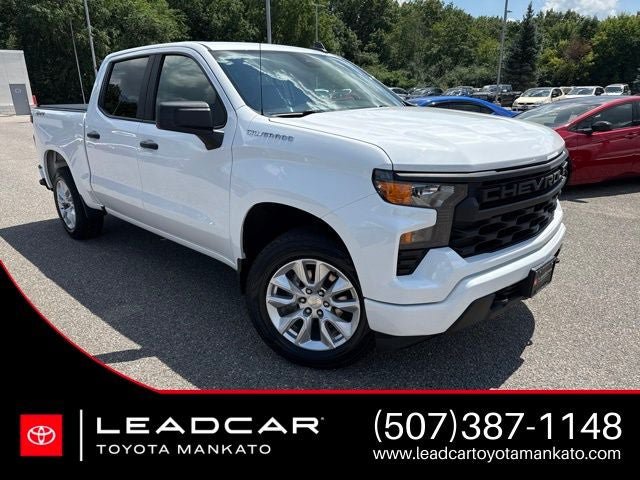 Used 2022 Chevrolet Silverado 1500 Custom AWD/4WD image 1