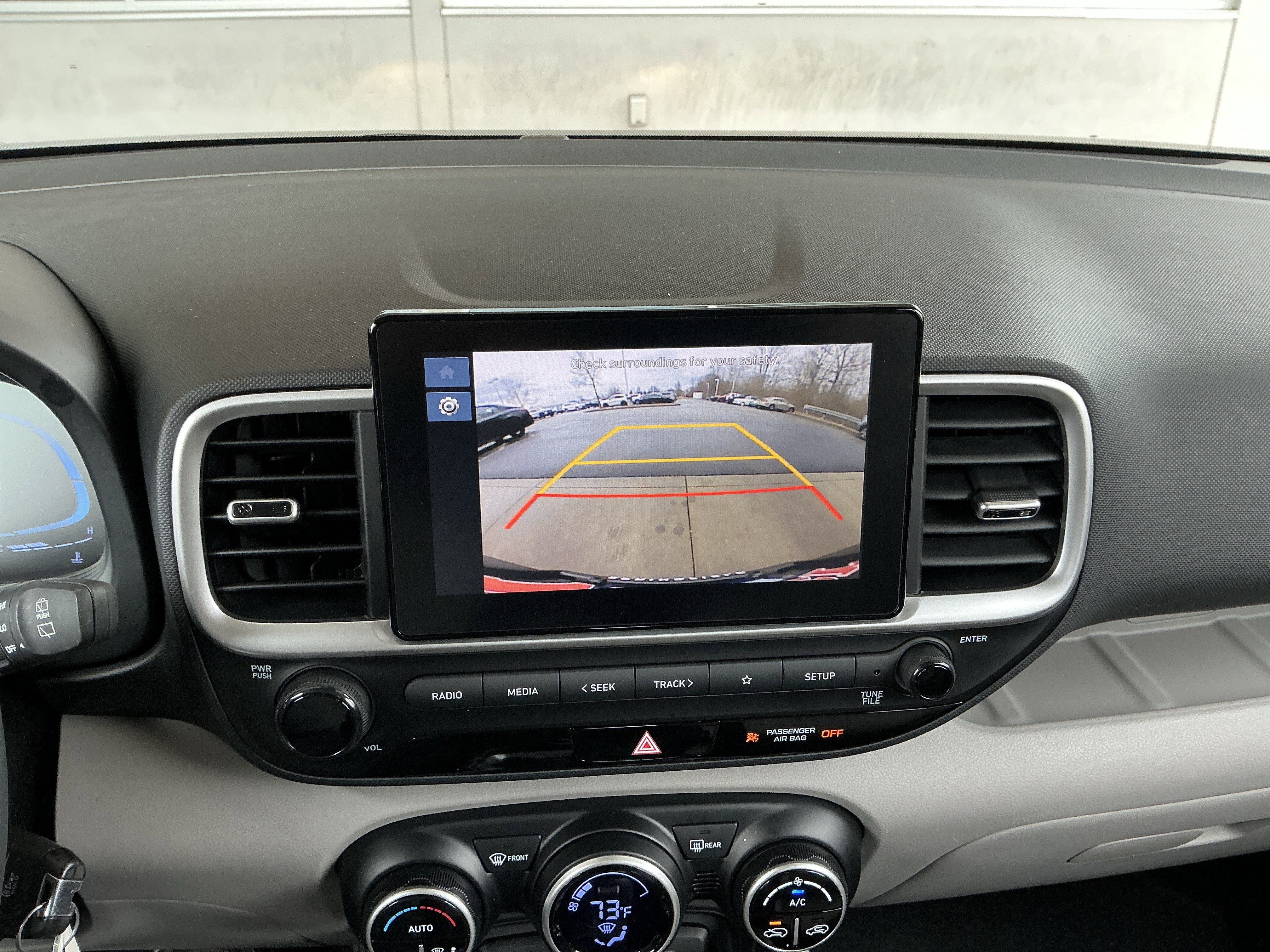 Used 2023 Hyundai Venue SEL image 10