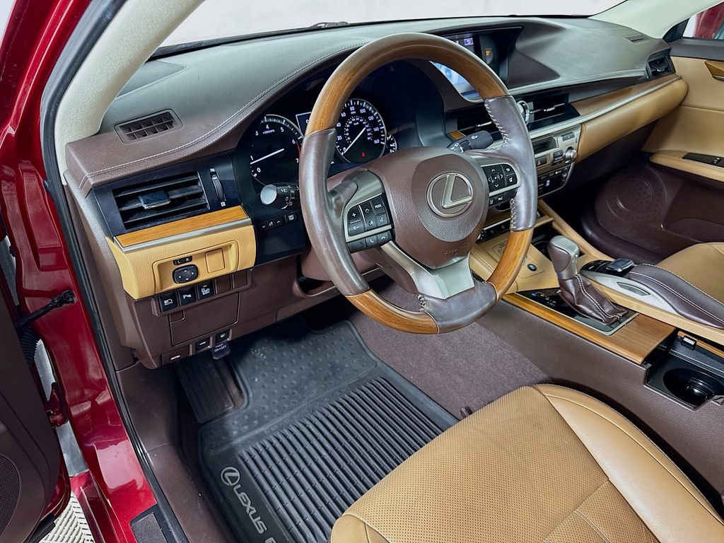 Used 2016 Lexus ES 350 image 9