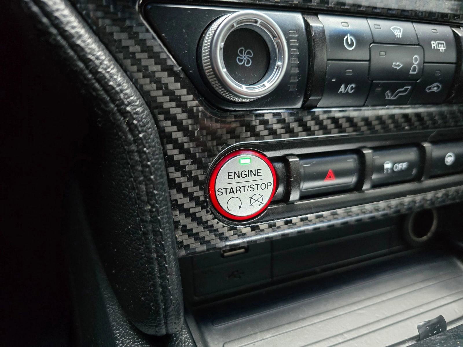 Used 2016 Ford Mustang Coupe image 24